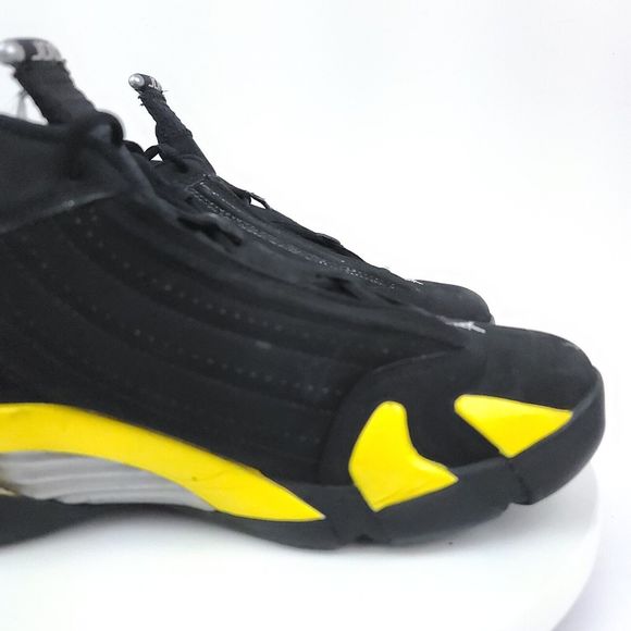 black and yellow 14s jordans
